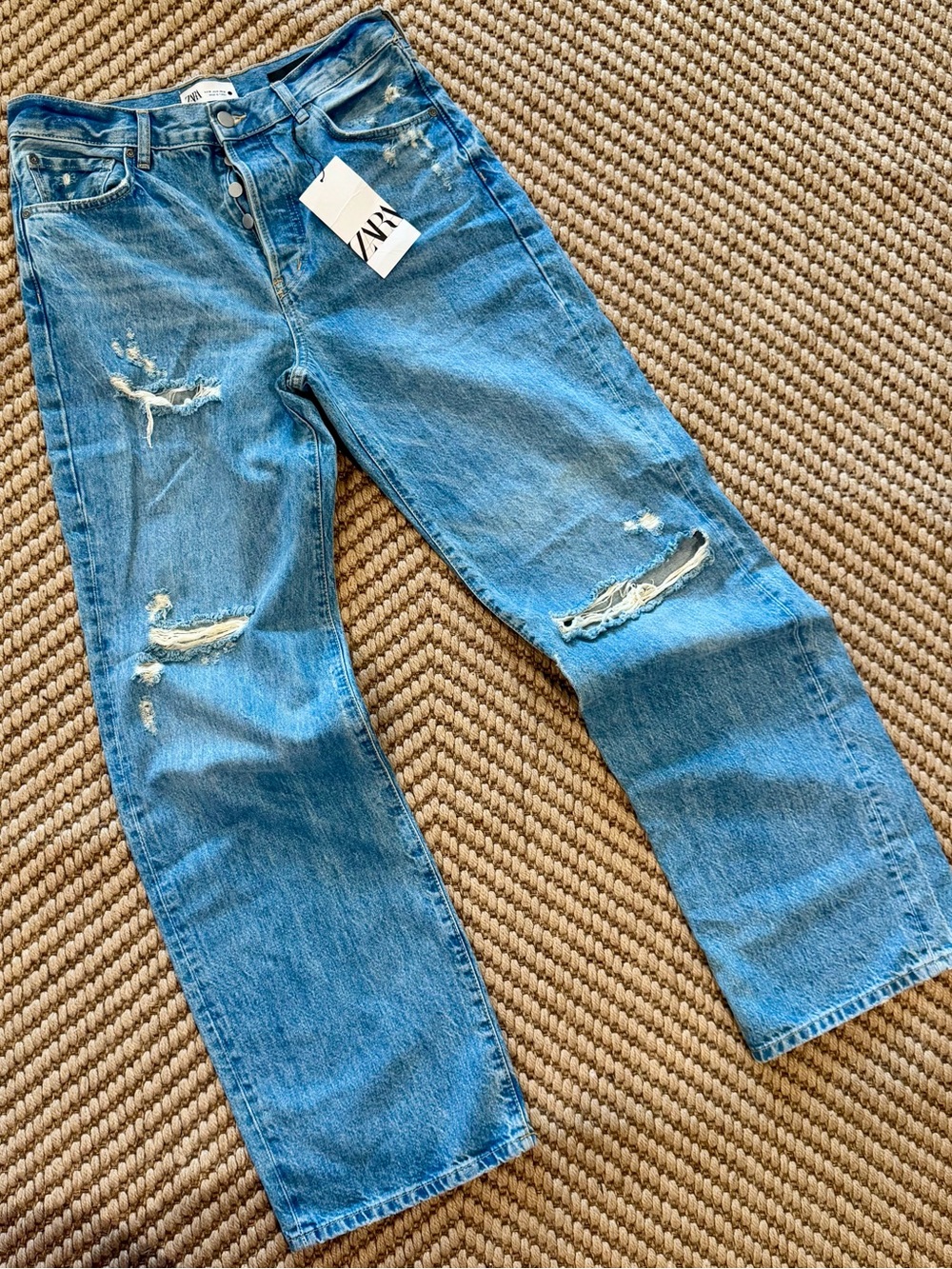 ZW Loose Fit Low Rise Distressed Blue Distressed Jeans